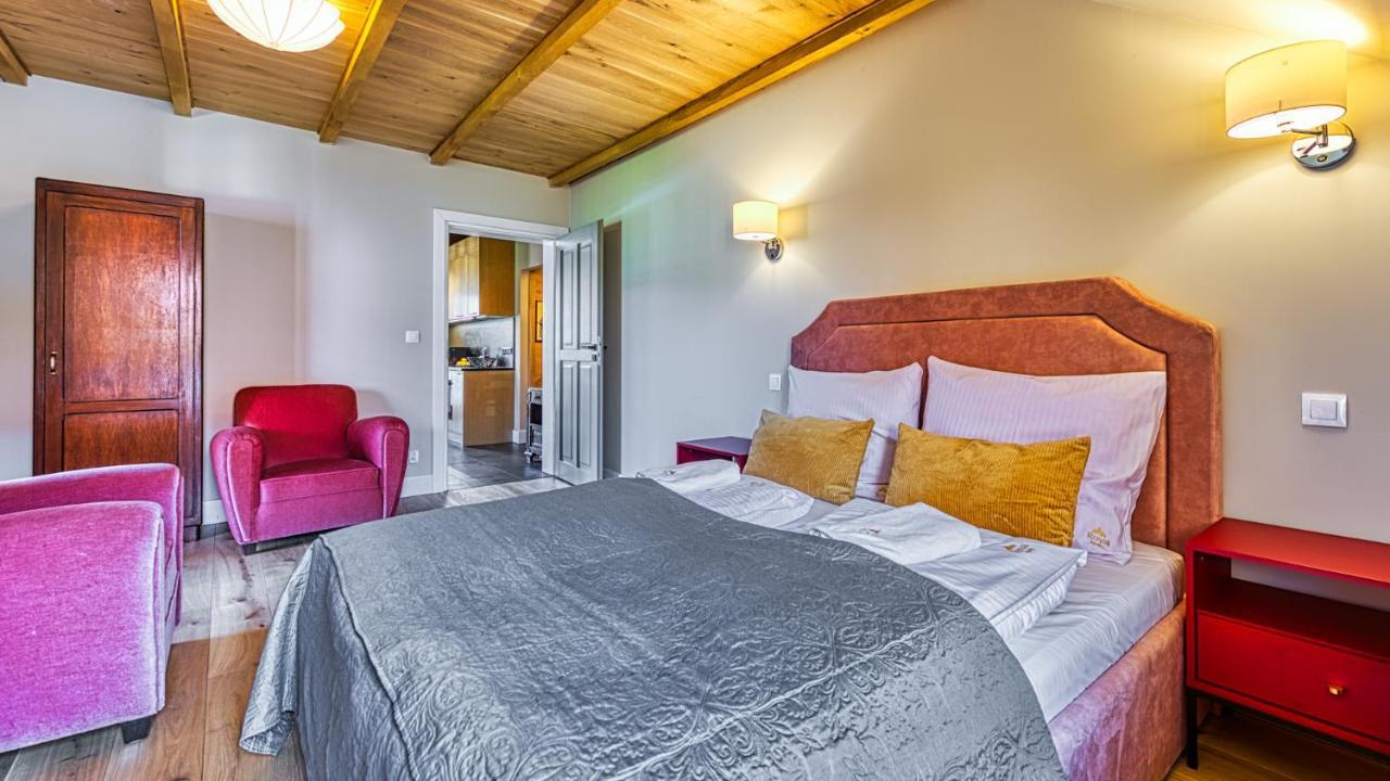 Aparthotel Przy Starej Piekarni Vip By Royal Aparts 斯克拉斯卡波伦巴 外观 照片